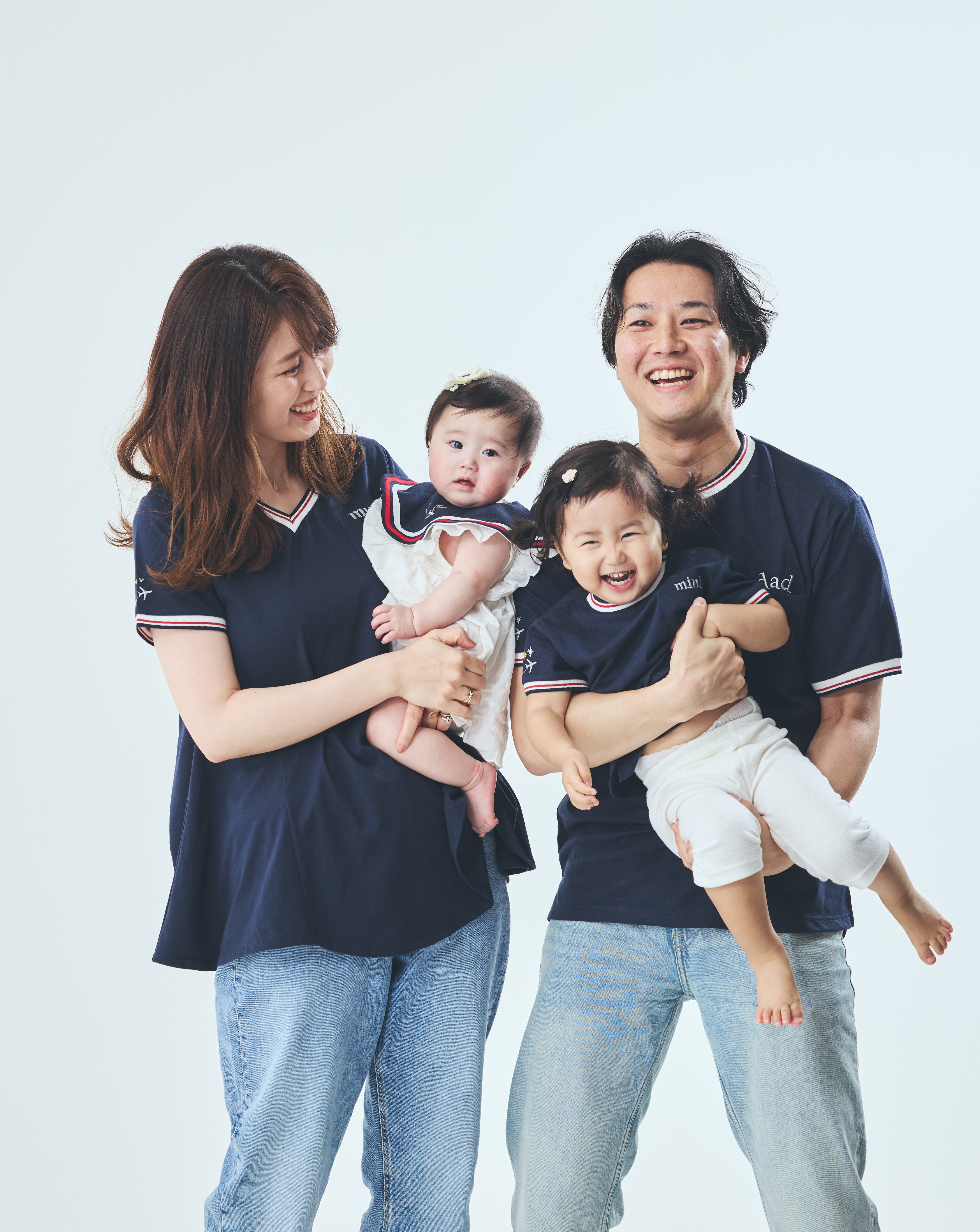 Trois(3) Family Embroidery T-shirts
